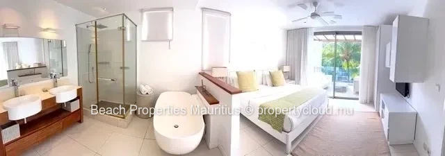 Waterfront Apartment at La Balise Marina, Black River