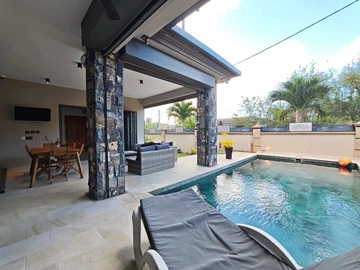 4 Bedroom Villa