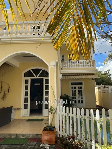 FOR RENT in Pereybere, 3-bedroom house with swimming pool, in a secure residence