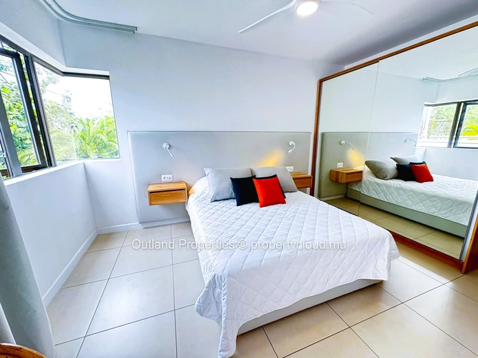 Magnifique appartement récemment rénové 3 chambres, avec piscine