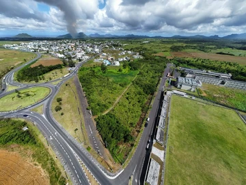 Land of 7 acres, ideally located