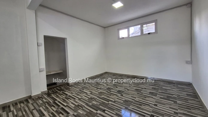 Building of 6 apartments for sale in Triolet