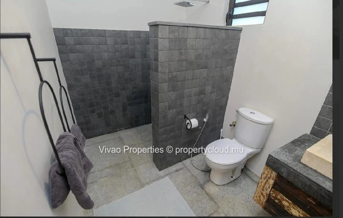 "Stunning 3 Bedroom House with private pool in Royal Park, Balaclava. - Can be yours for Rs 125,000 /month!"