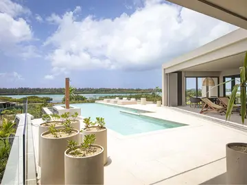 4 Bedroom Villa