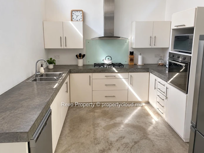 Your Pereybere Home, Just Steps from the Beach