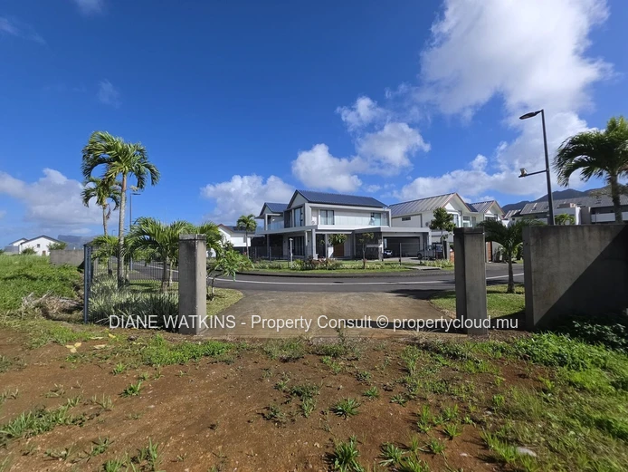 For Sale - Smart City Land in Helvetia, Moka