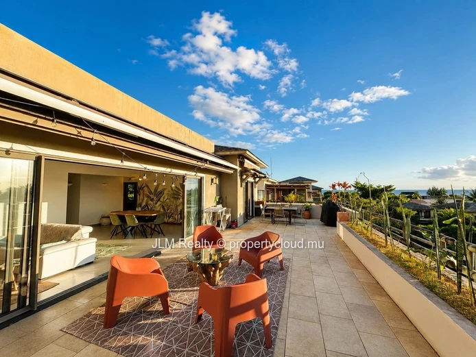 Stunning Penthouse for Long-Term Rent Just Steps from La Preneuse Beach, Black River, Mauritius