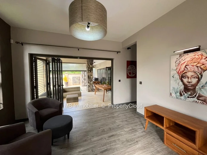 Belle maison de 4 chambres en location.