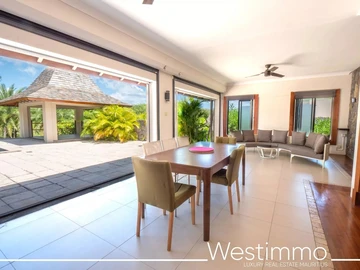 7 Bedroom Villa
