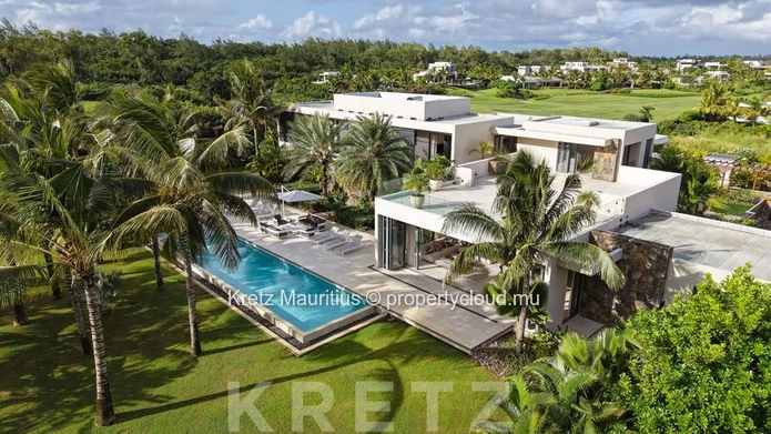 Villa d'architecte  avec vue panoramique sur le golf