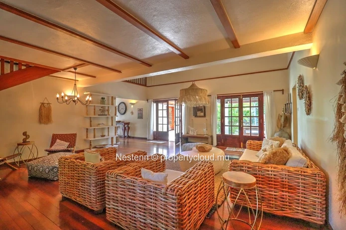 Villa de 5 chambres au style bohème & balinais avec piscine