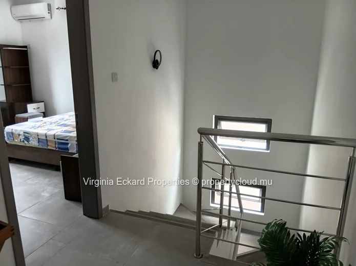 Duplex 3 ch meublé avec piscine, complexe résidentiel – Pereybere