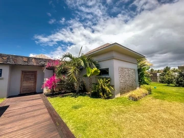4 Bedroom Villa