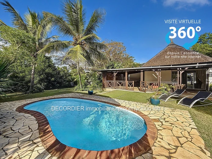 Charming home with spacious garden