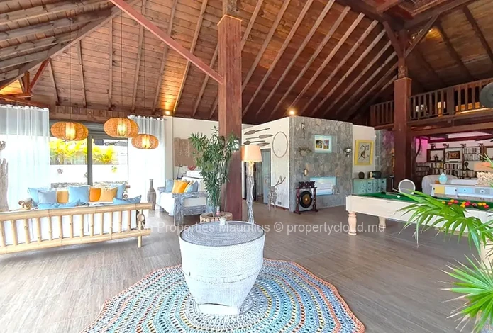 Villa de Luxe à Vendre à Pereybere, Grand Baie - 4 chambres, piscine, idéale pour étrangers