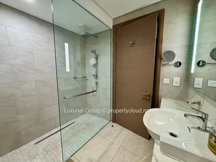 Luxury Apartment For Rent – Mont Choisy