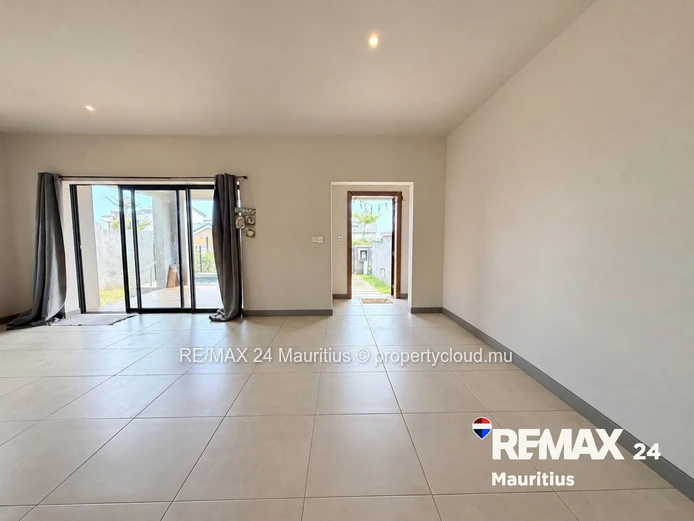 New House for Rent in a Gated Estate in Flic en Flac