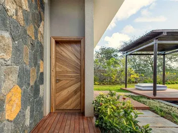 4 Bedroom Villa