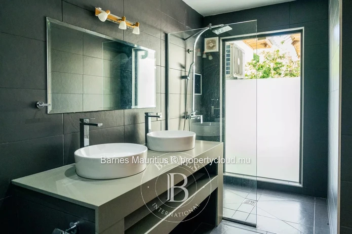 POSTE DE FLACQ - Villa - 4 bedrooms