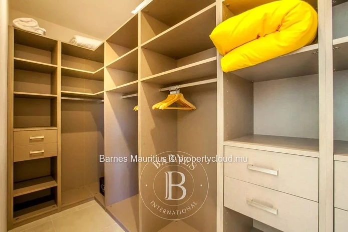 RIVIÈRE NOIRE - Contemporary Villa - 3 bedrooms