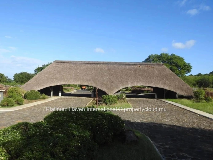 2 PRESTIGE LOTS | DOMAINE PALMYRE | Rs0 each or 1 Arpent at Rs