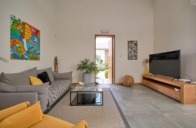 A vendre magnifique villa dans une residence accessible aux etrangers à Grand Baie, La Salette.