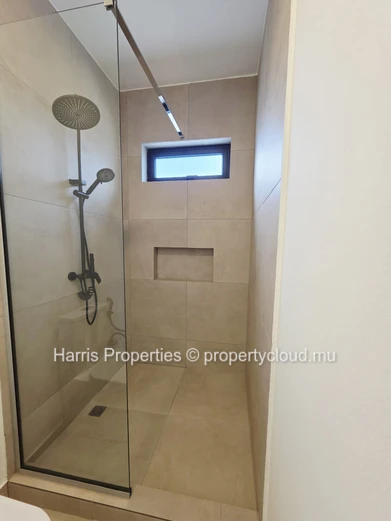 Villa Contemporaine Neuve À Vendre – Grand Baie