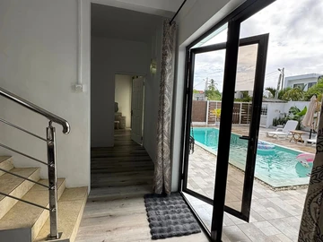 4 Bedroom Villa