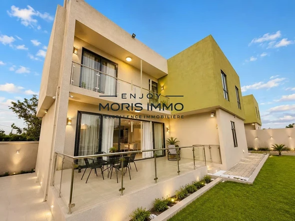 4 Bedroom Villa