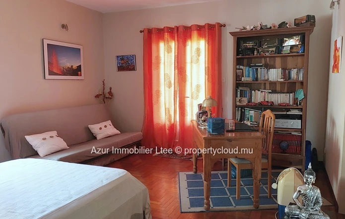 FLOREAL: 4-bedroom house