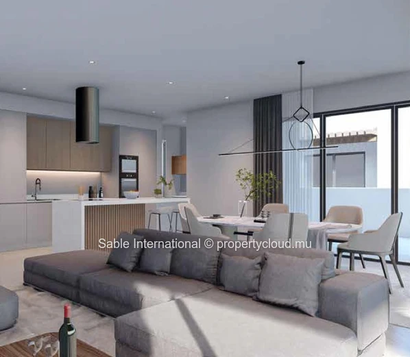 Luxury Péreybère Penthouse with Stunning Views, 257m² Living Space, Communal Pool, Close to Amenities