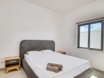 5 Bedroom Villa