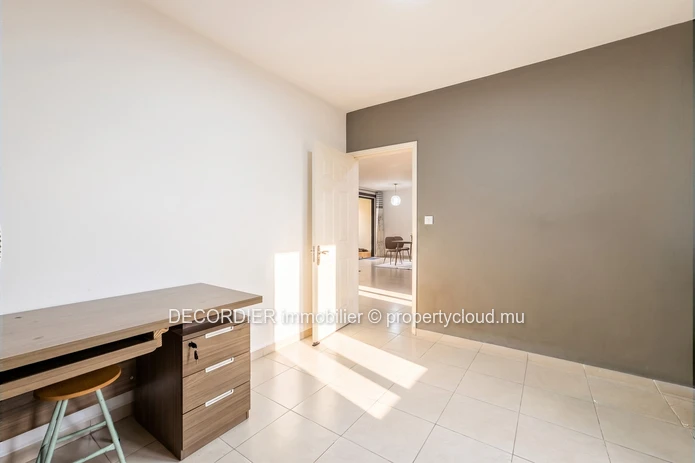 For Rent, Stunning Apartment in FLic en Flac