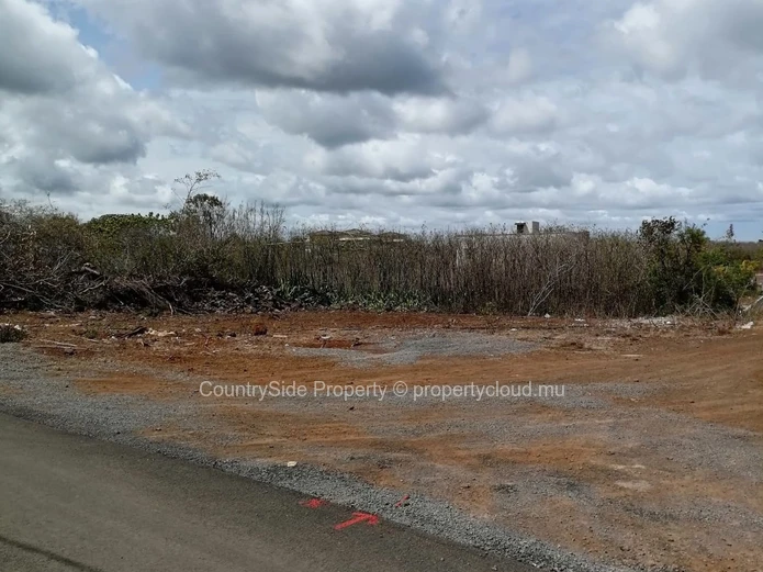Residential Plot of Land in Pereybere on Le Flammant Road