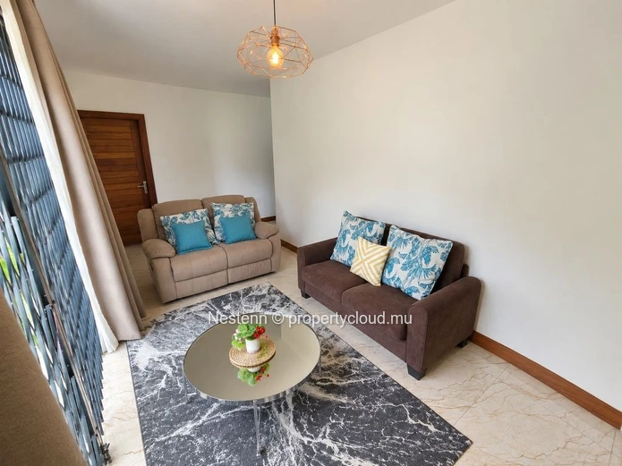 Élégante villa de 3 chambres avec piscine à débordement 