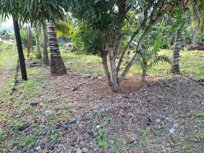 795 m² residential land, just a few steps from the beach. 