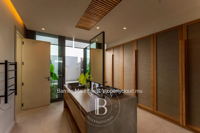 Anahita Resort - Exceptional Architect-Designed Villa Overlooking The Golf Course