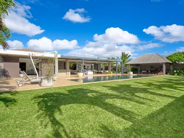 4 Bedroom Villa