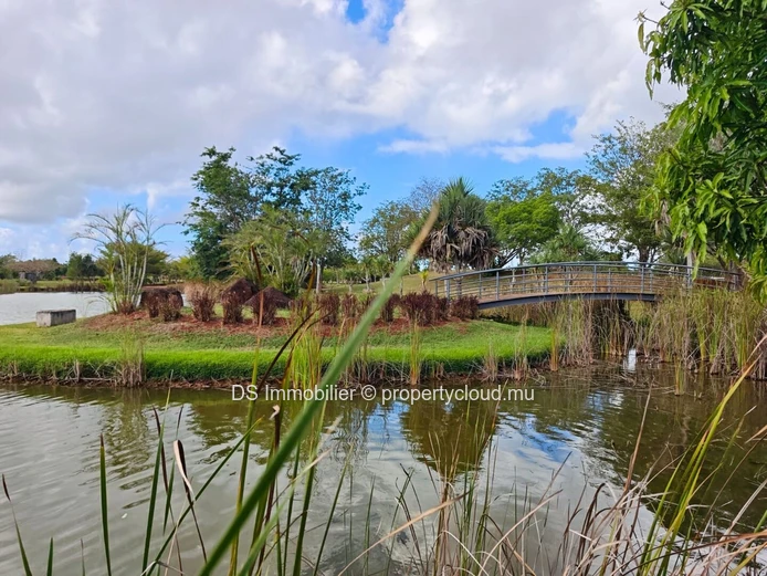 À Vendre – Vivez L’Exception À Royal Park, Balaclava - Nord