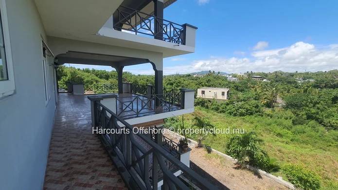 5 Bedroom Villa In Trou D'eau Douce