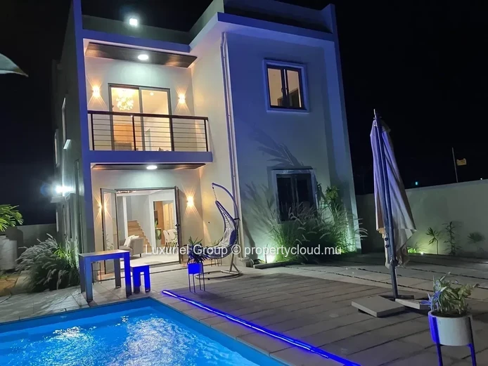 Contemporary Furnished Villa with Private Pool