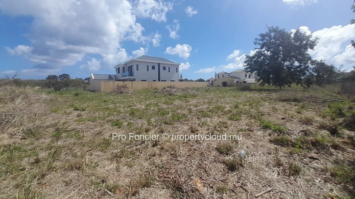 Terrain à vendre à Pointe Aux Piments - Situé dans un lotissement sécurisé