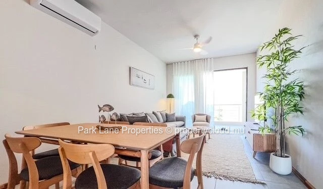 Appartement élégant dans une résidence neuve avec piscine et vue sur les montagnes à Flic en Flac