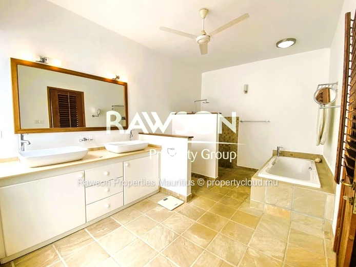 3 Bedroom House For Sale In Daruty Forest