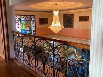 5 Bedroom Villa