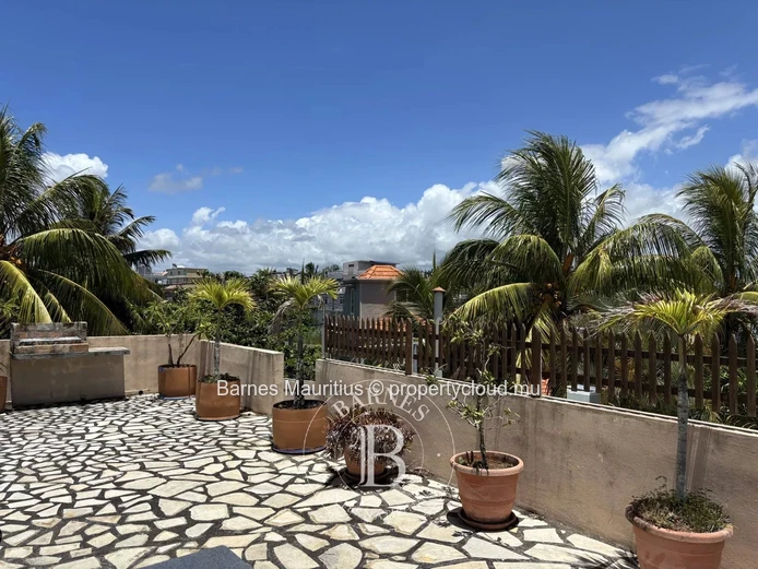 MAHEBOURG - Fonds de Commerce et Batiment - 934 m²