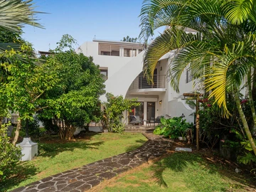 4 Bedroom Townhouse, Duplex