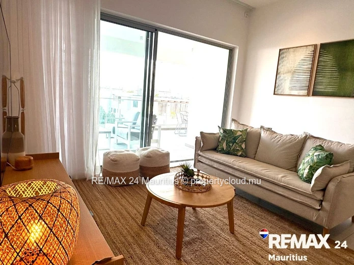 Luxury Penthouse for Sale at Pereybere
