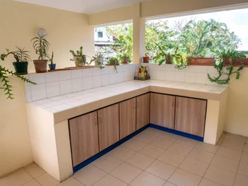 5 Bedroom Villa