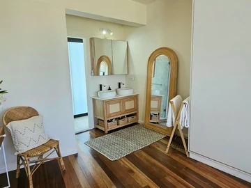 4 Bedroom Apartment